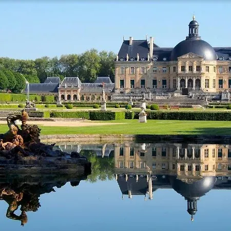 Residence Calme Au Bord De Seine A Melun Avec Jardin Terrasses Et Vue Sur La Seine Le Mée-sur-Seine Extérieur photo